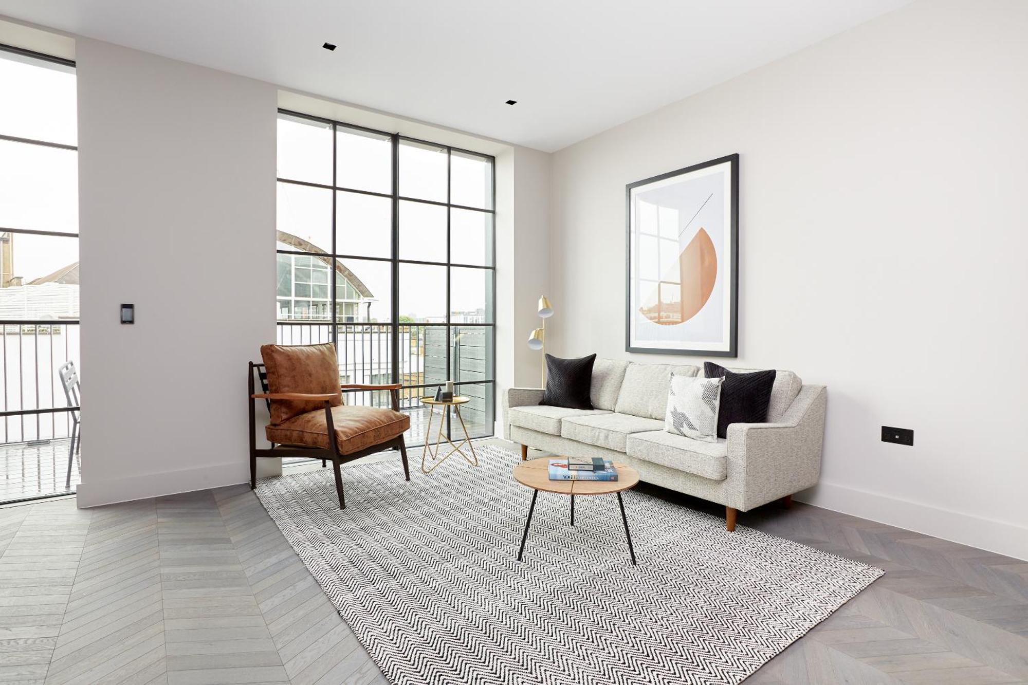 Sonder Back Hill Aparthotel London