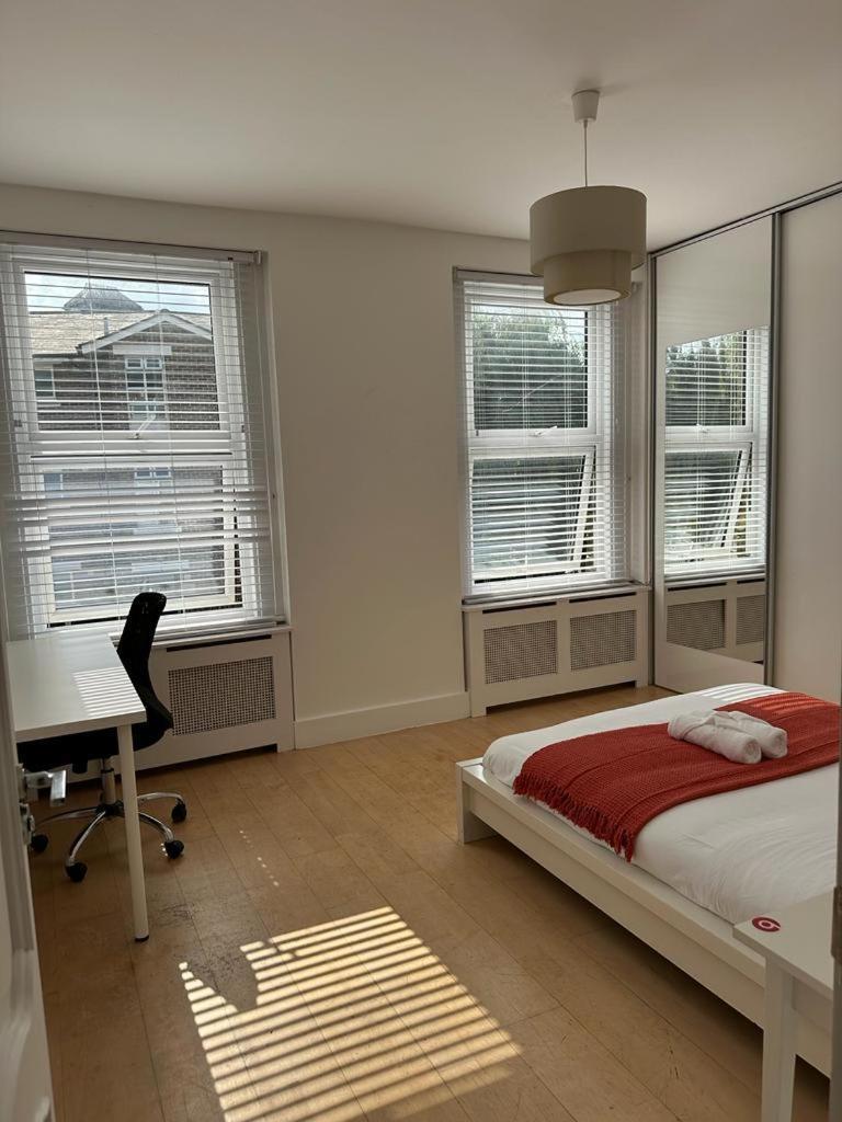 Apartment Spacious City Eye, Westminster, Big Ben, Vauxhall Station *
