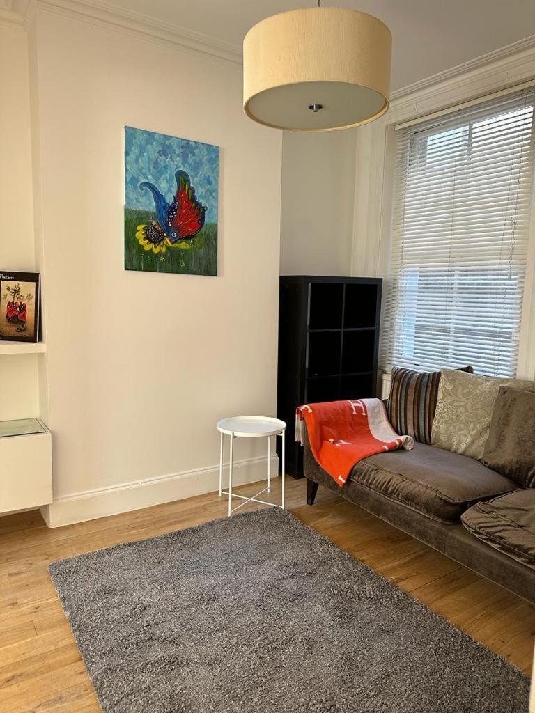 Apartment Spacious City Eye, Westminster, Big Ben, Vauxhall Station