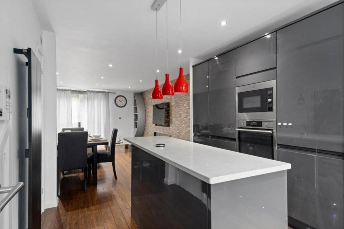 Ferienhaus Superb Stonewall Terrace London