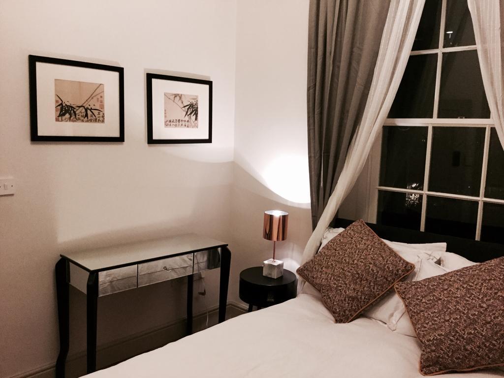 Metro Victoria Apartment *