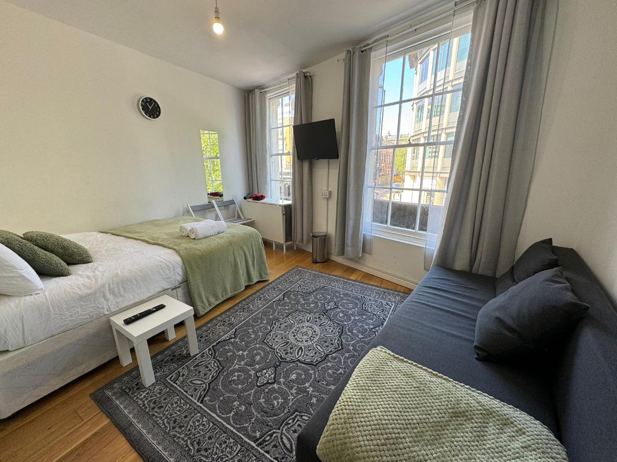 Kings Cross Private Homestay *