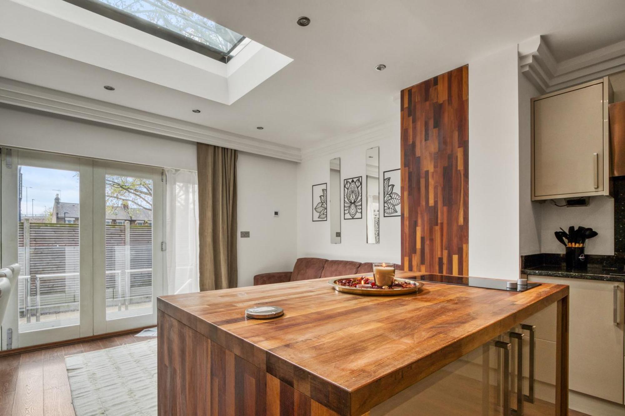 4 Bedroom House In Chiswick- Elegance & Serenity Apartamento *