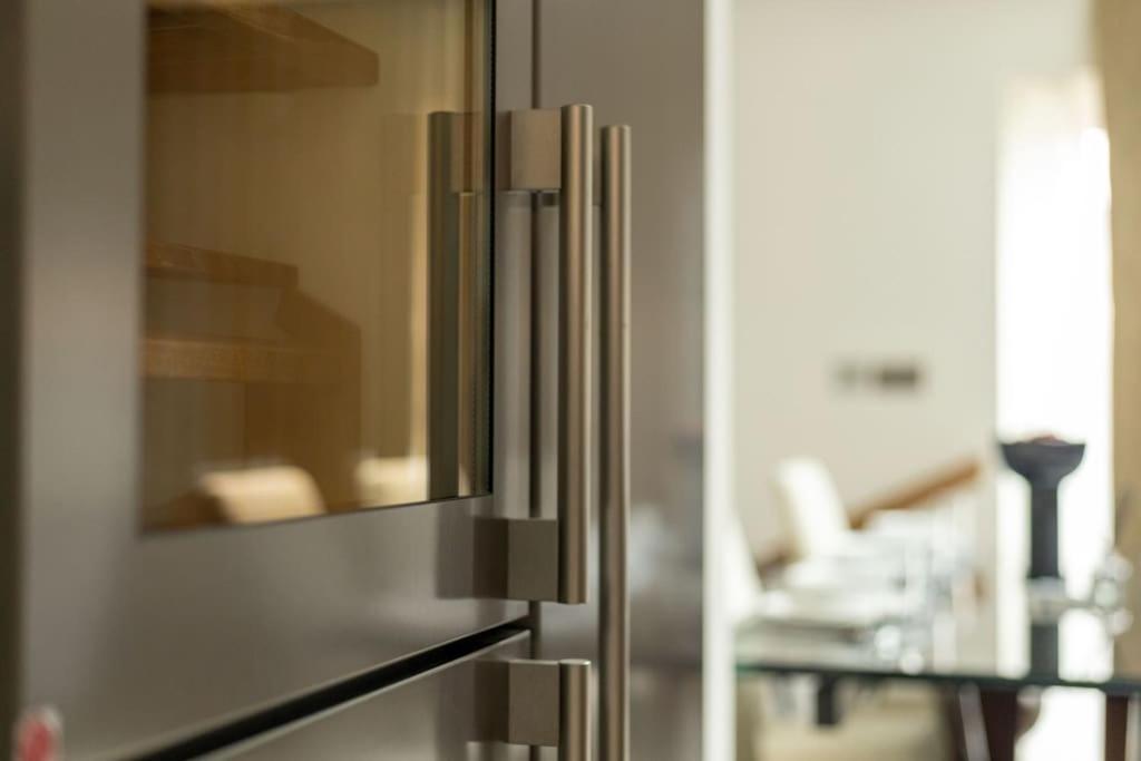 4 Bedroom House In Chiswick- Elegance & Serenity Apartamento Londres