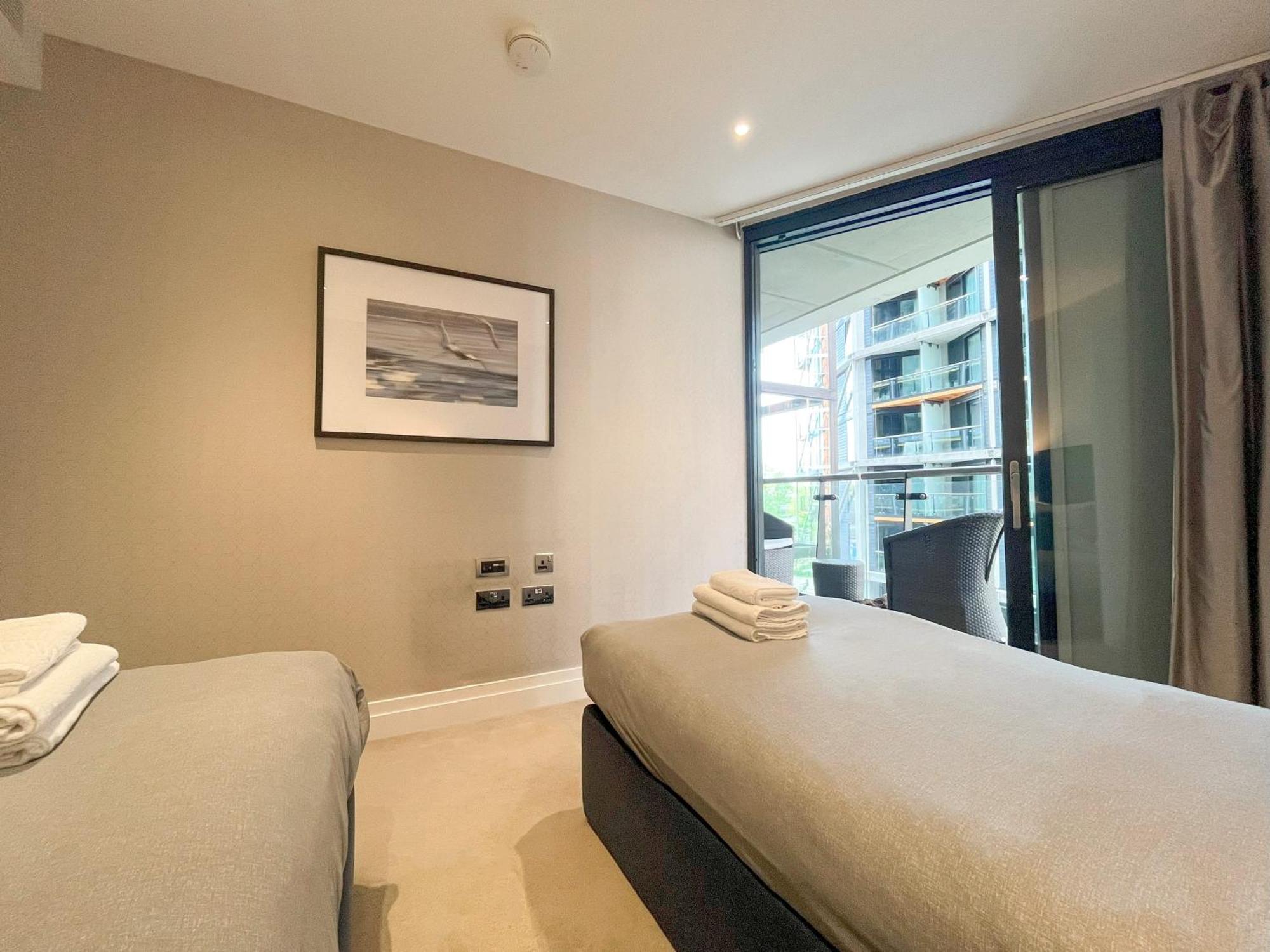 Apartment Riverside Oasis Walk To Battersea Power Station *