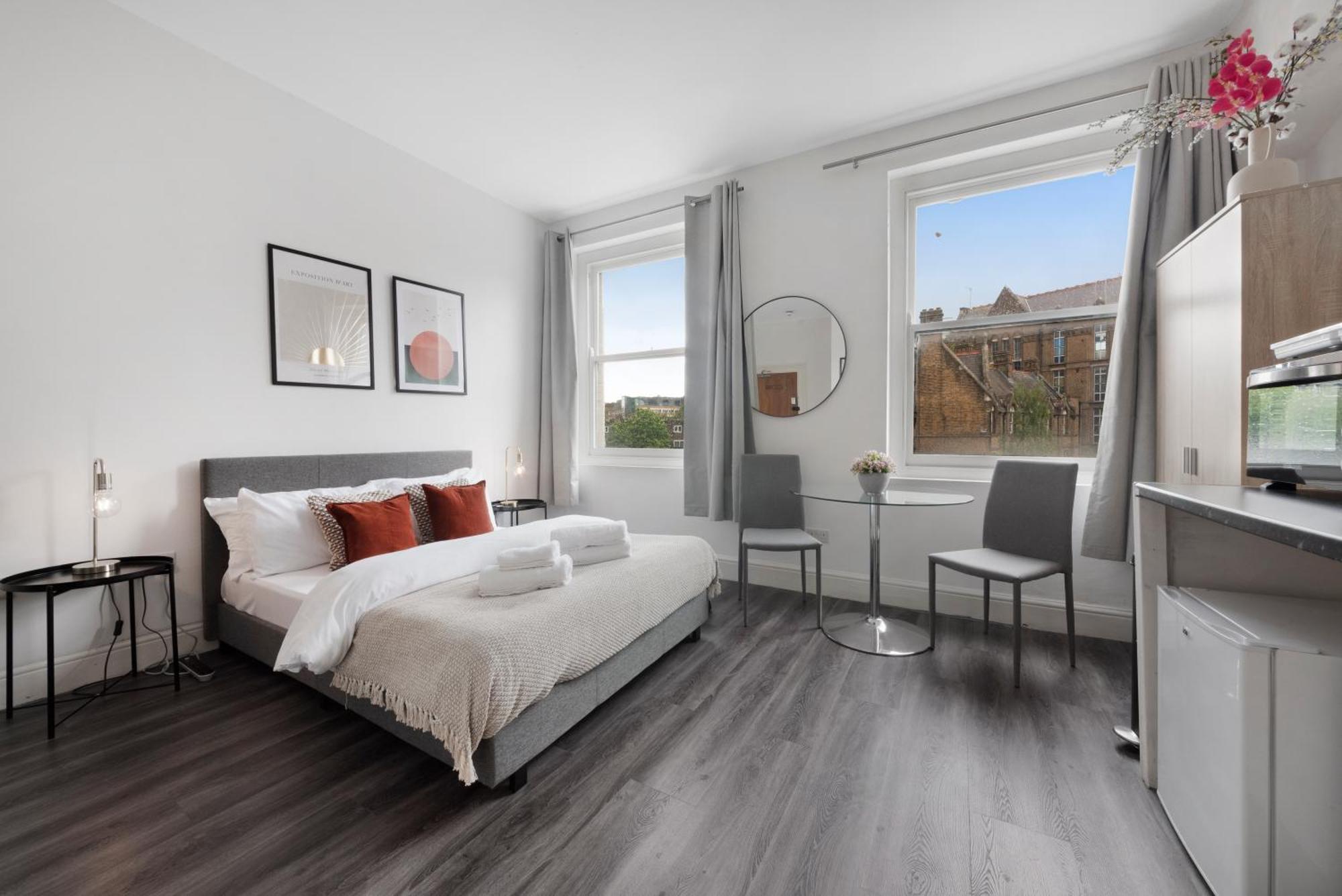 Archway Station - Double Bed Apartment