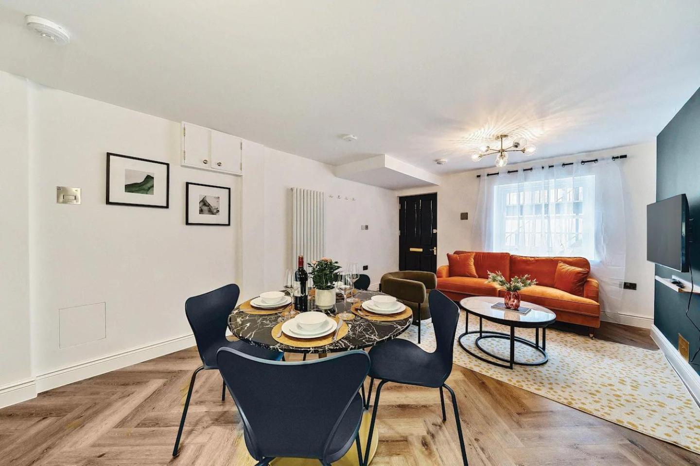 Pass The Keys Stylish Flat With Courtyard * London