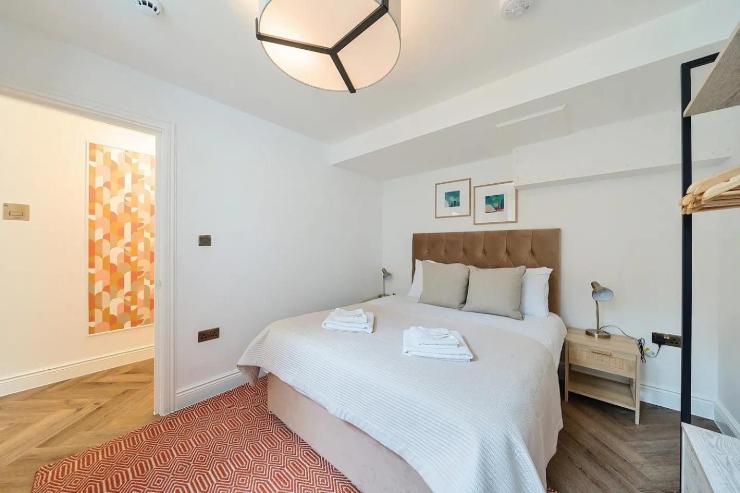 Apartment Pass The Keys Stylish Flat With Courtyard *