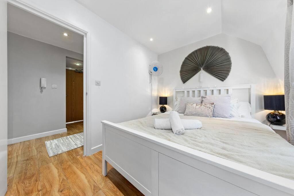 3 Bdr Flat In Mayfair Haymarket Central Hy4