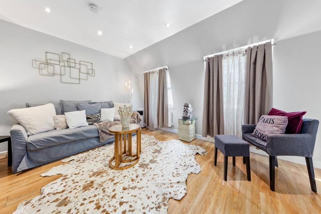 3 Bdr Flat In Mayfair Haymarket Central Hy4 Apartment London