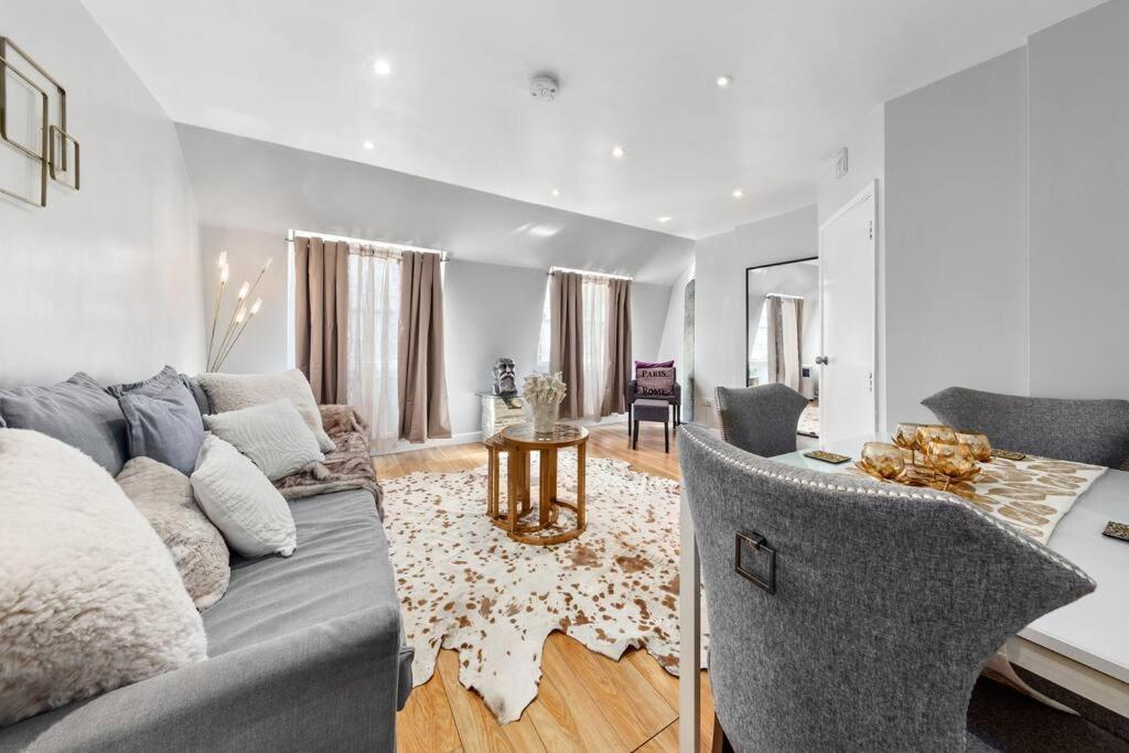 Apartment 3 Bdr Flat In Mayfair Haymarket Central Hy4 *