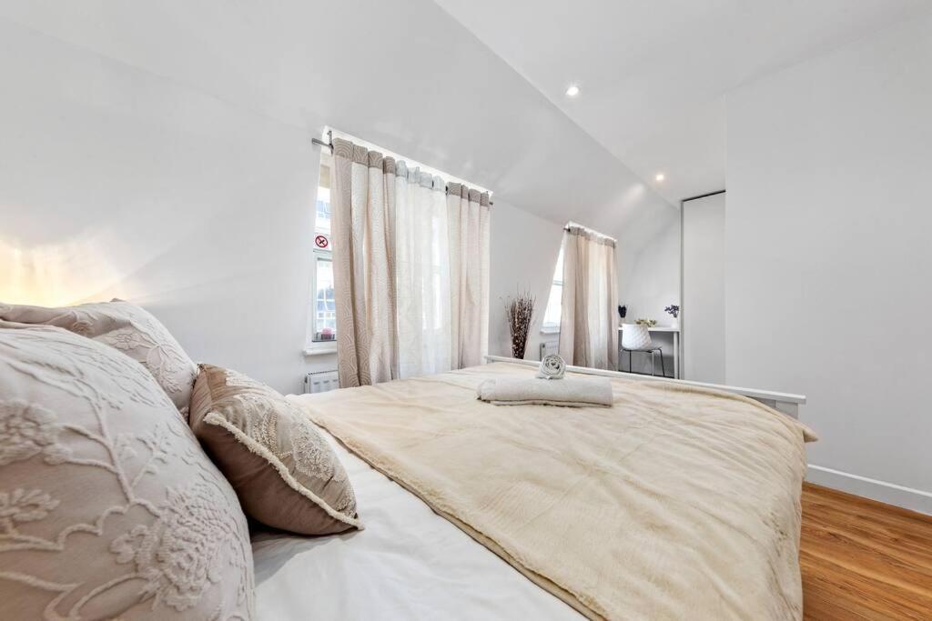3 Bdr Flat In Mayfair Haymarket Central Hy4 *