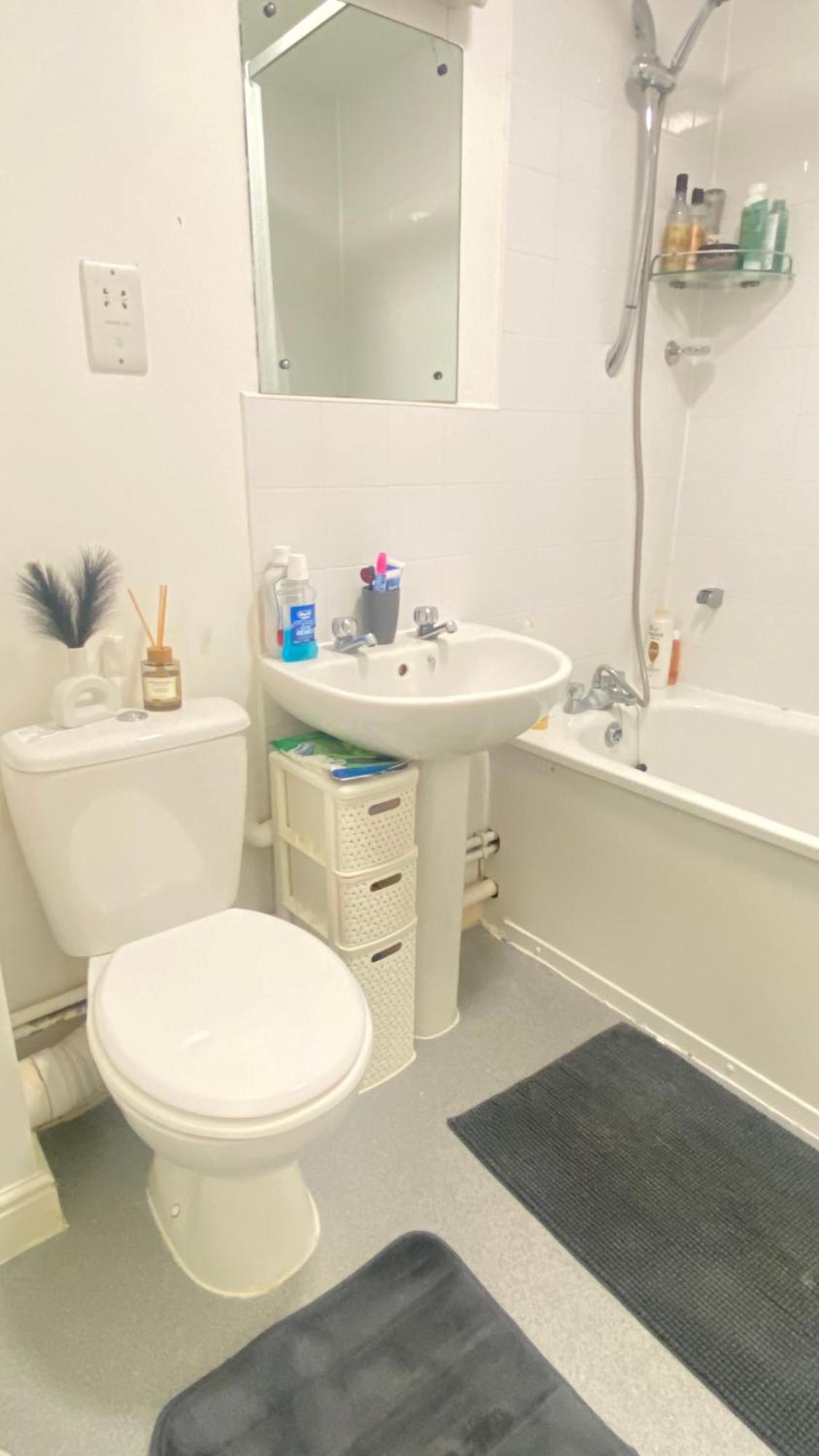 On The Friendly Flat Apartment London