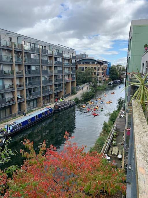 2 Bed Apt, Hoxton, Canal Views *