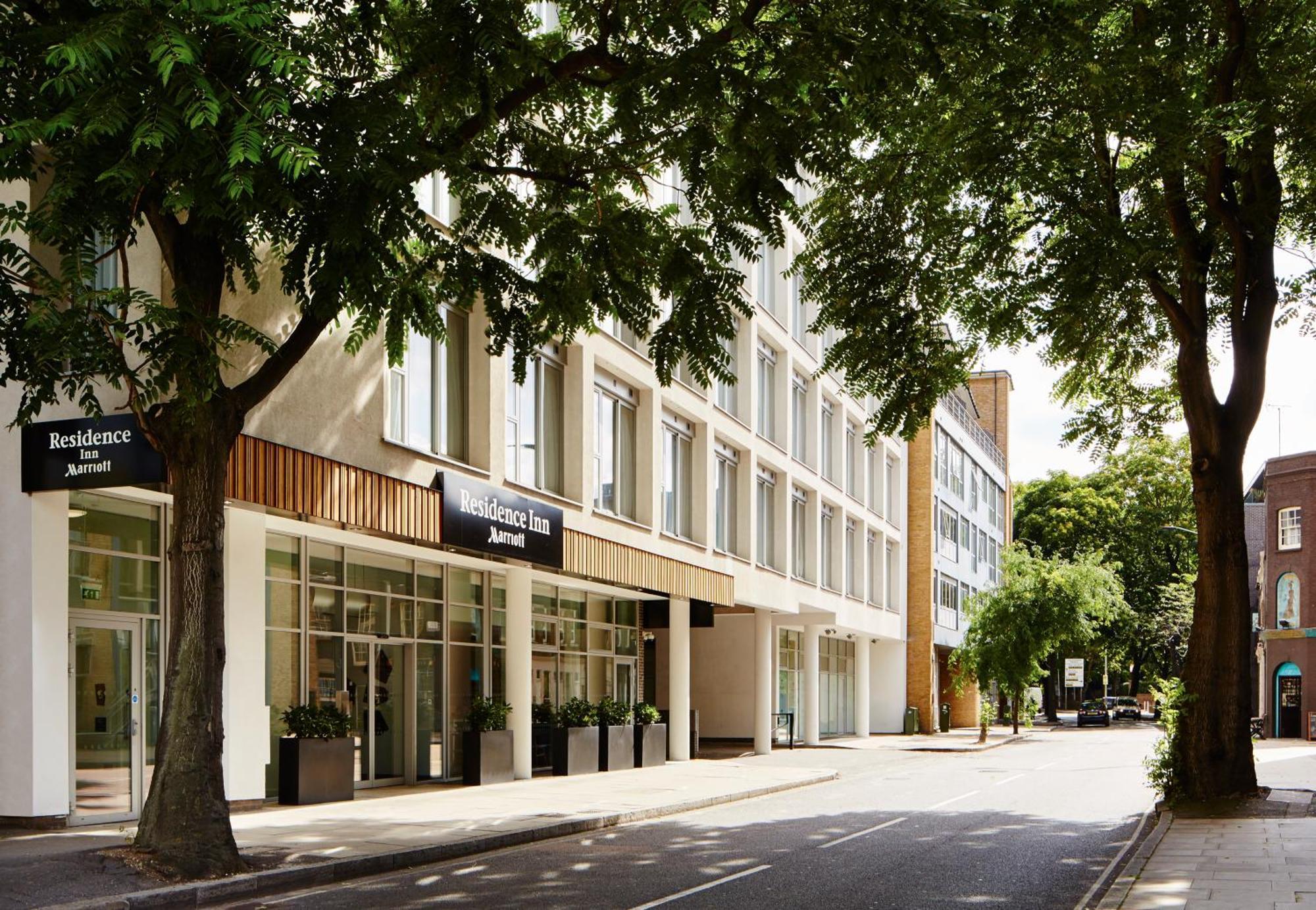 By Marriott Bridge 4* London