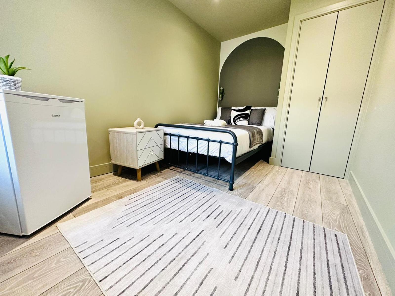 Aparthotel Boutique Ensuite Like *