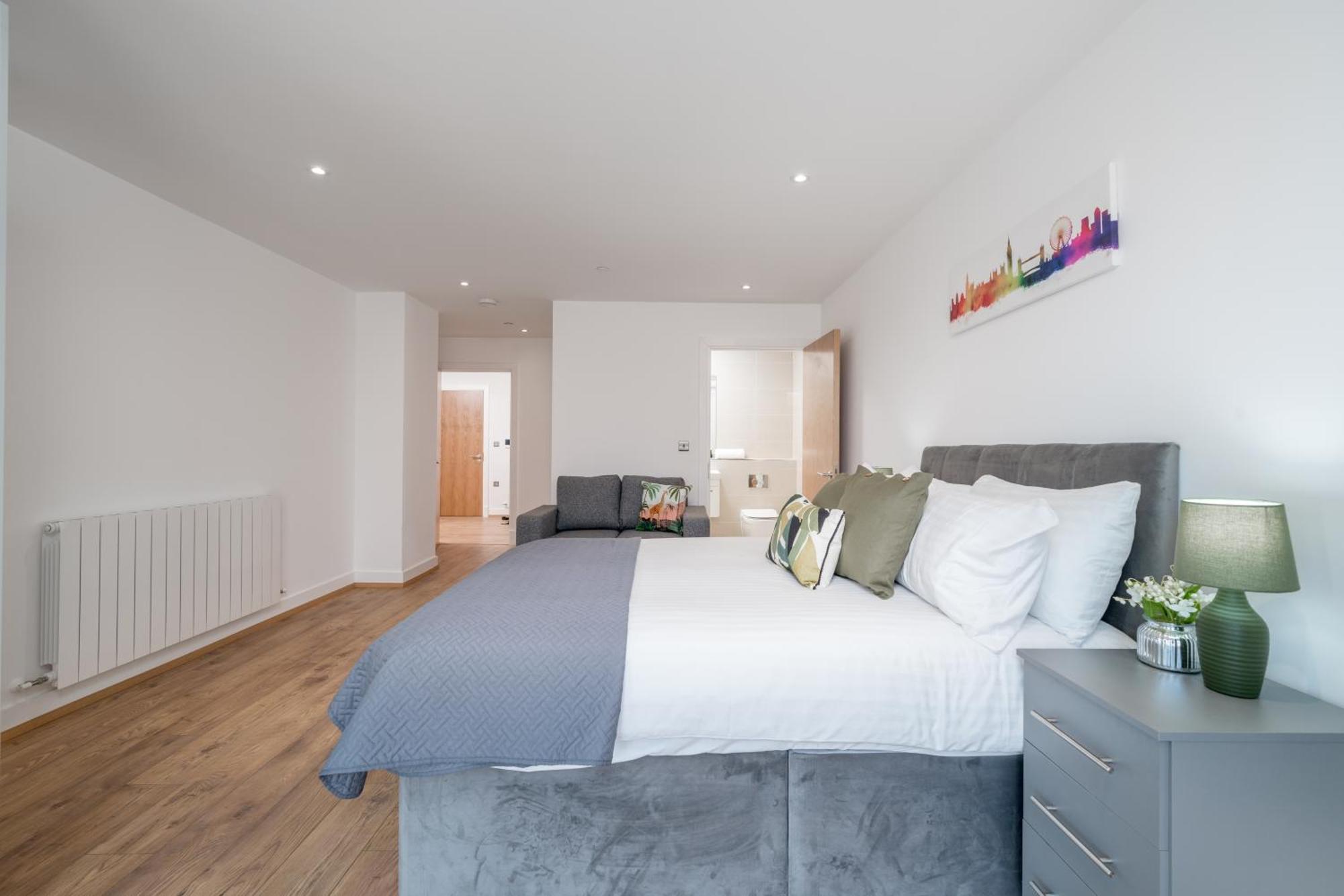 Skyvillion: Riverside With Views London