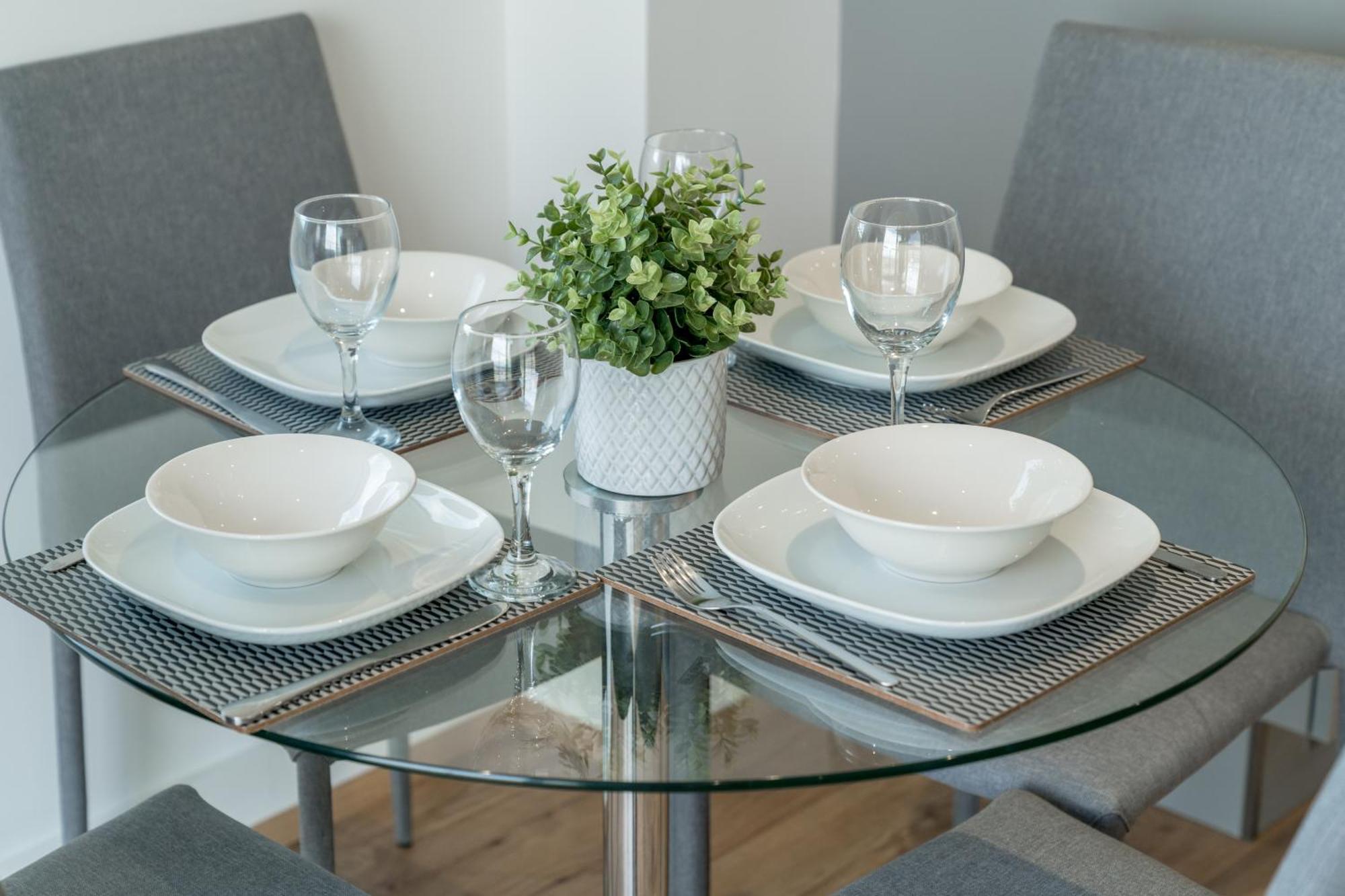 Skyvillion: Riverside With Views * London