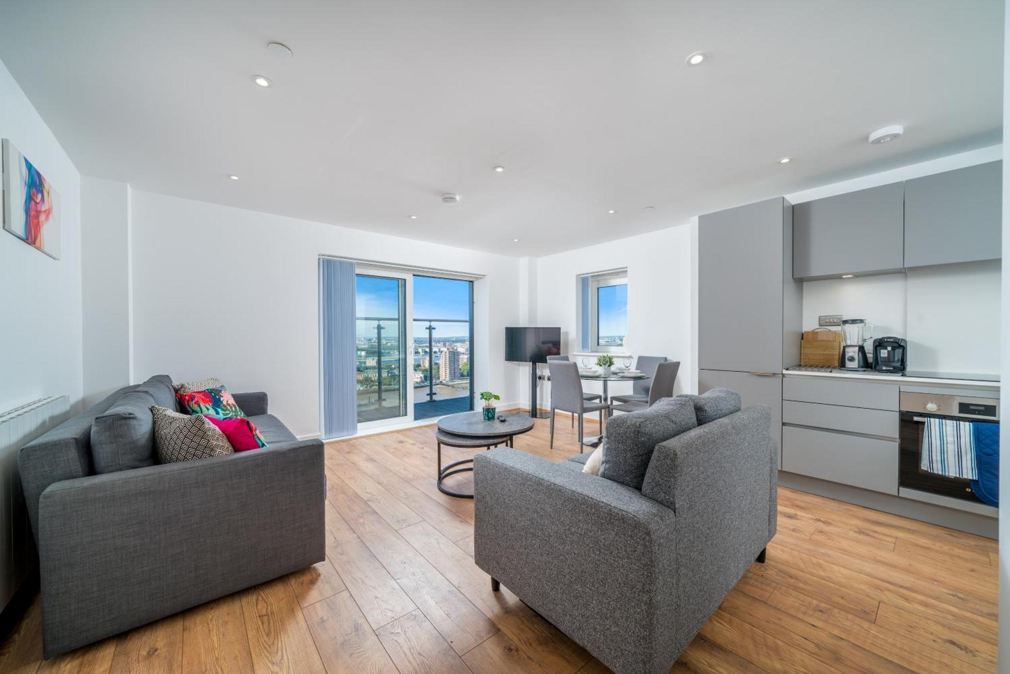 Skyvillion: Riverside With Views London