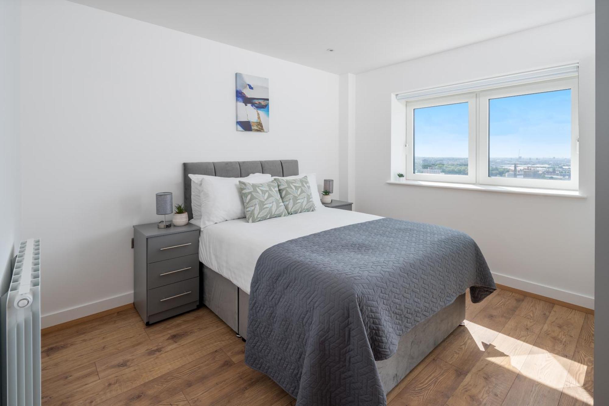 Apartment Skyvillion: Riverside With Views London