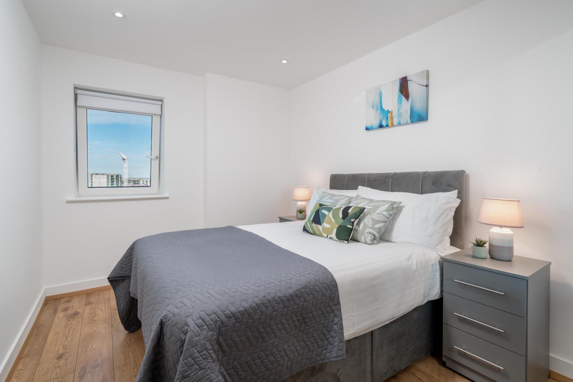 Skyvillion: Riverside With Views Apartment London