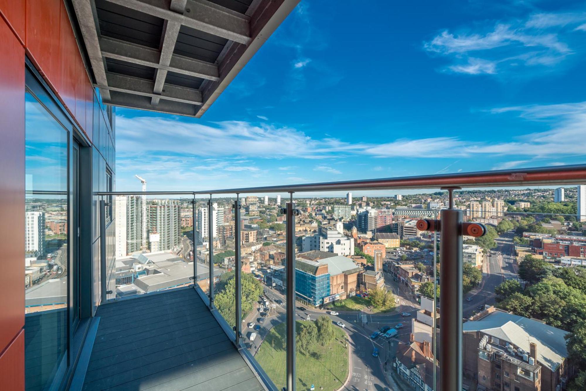 Skyvillion: Riverside With Views