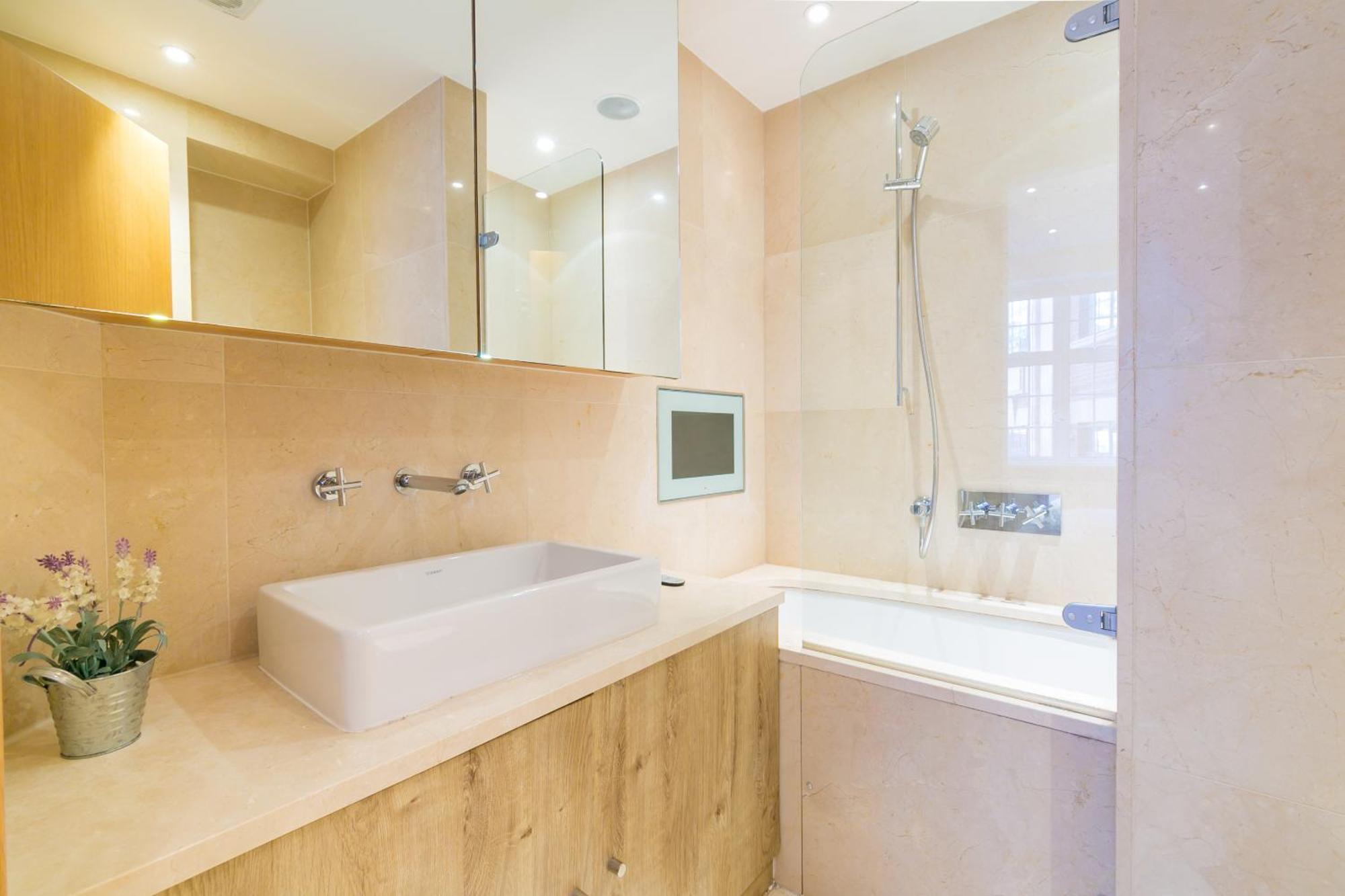 Knightsbridge Residences Apartment *