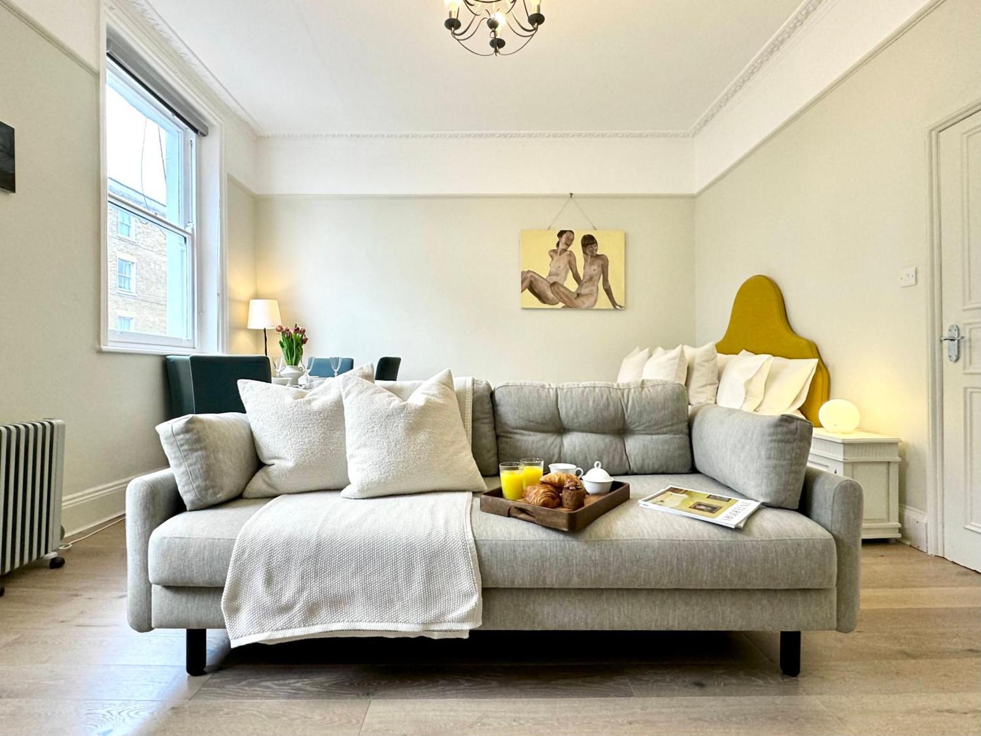 Crawford Street Studio, By The Design Traveller *