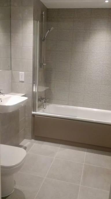 Beautiful Modern Flat With 1 Bedroom Near Old Street Station Apartment