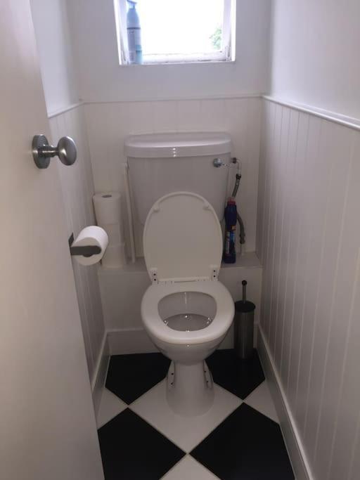 A Spacious, Comfortable For 4 Ppl In London, Zone 2 Apartment London