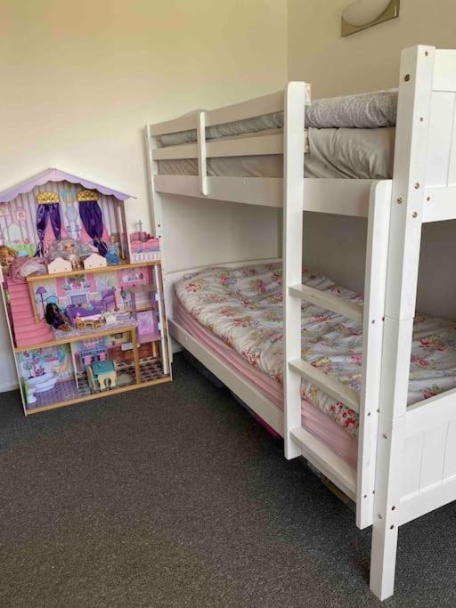 A Spacious, Comfortable For 4 Ppl In London, Zone 2