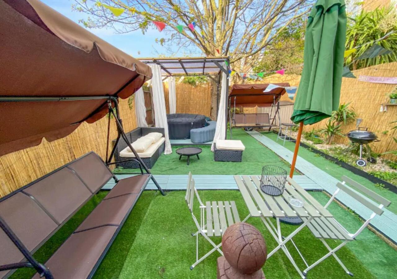 Holiday home 3bed 2bath With Garden Sauna & Hot Tub