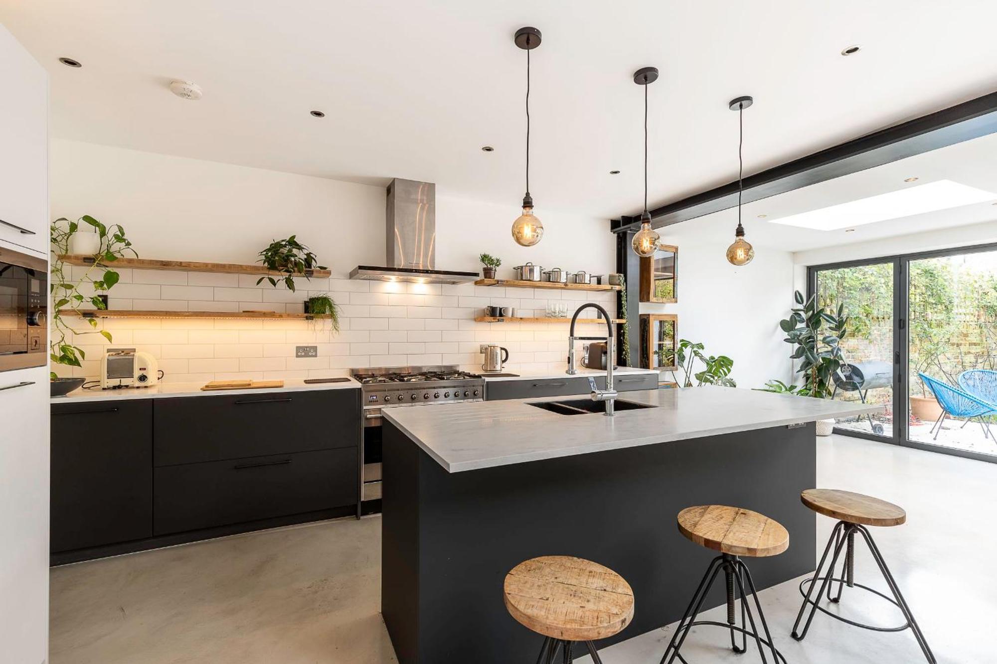 Spacious And Charming Brixton Apartamento