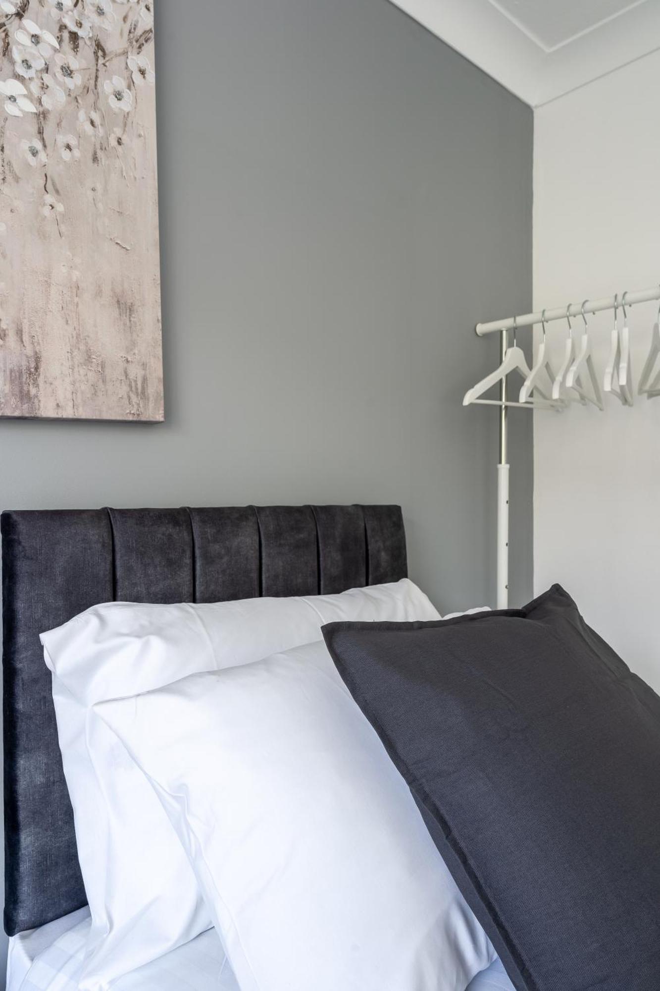 Centrally Located Islington Apartamento