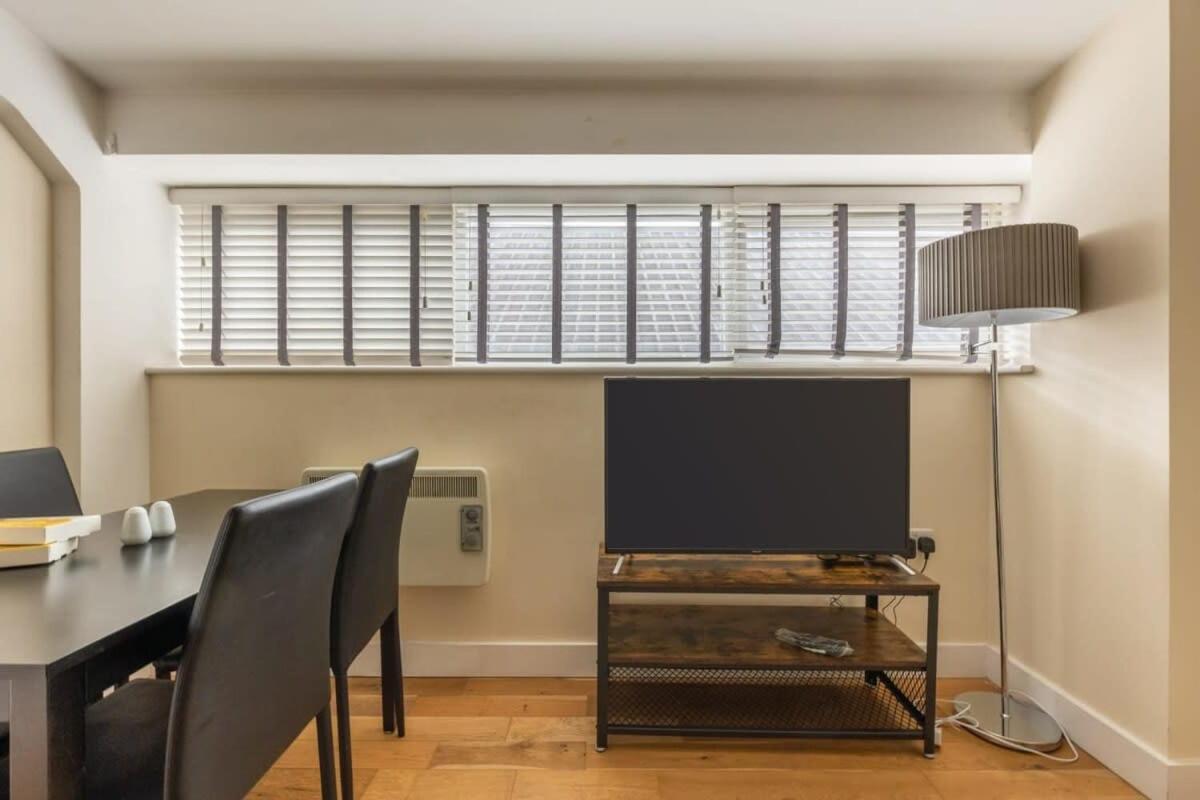 Apartment Lovely 1 Bed Attic In Brixton *