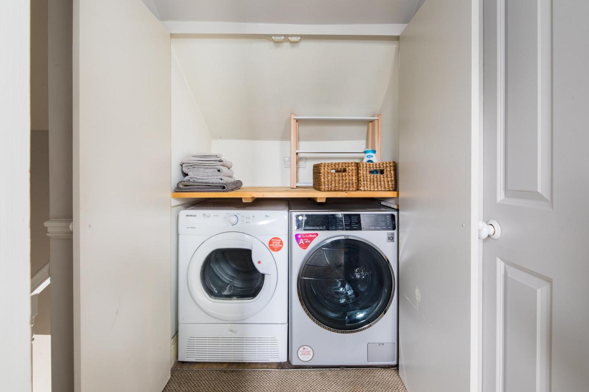 Homely Parkside 2-bed In Primrose Hill * London