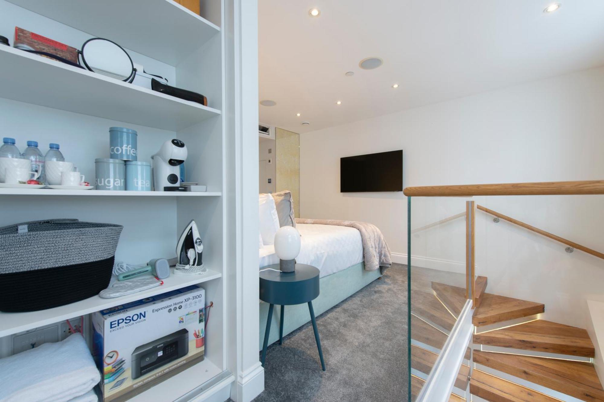 Apartment Soho Harmony Haven: Chic 2-bed, 2-bath Urban Retreat