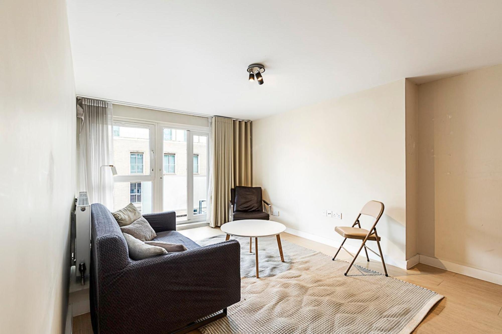 Relay Sleek In Belgravia * London