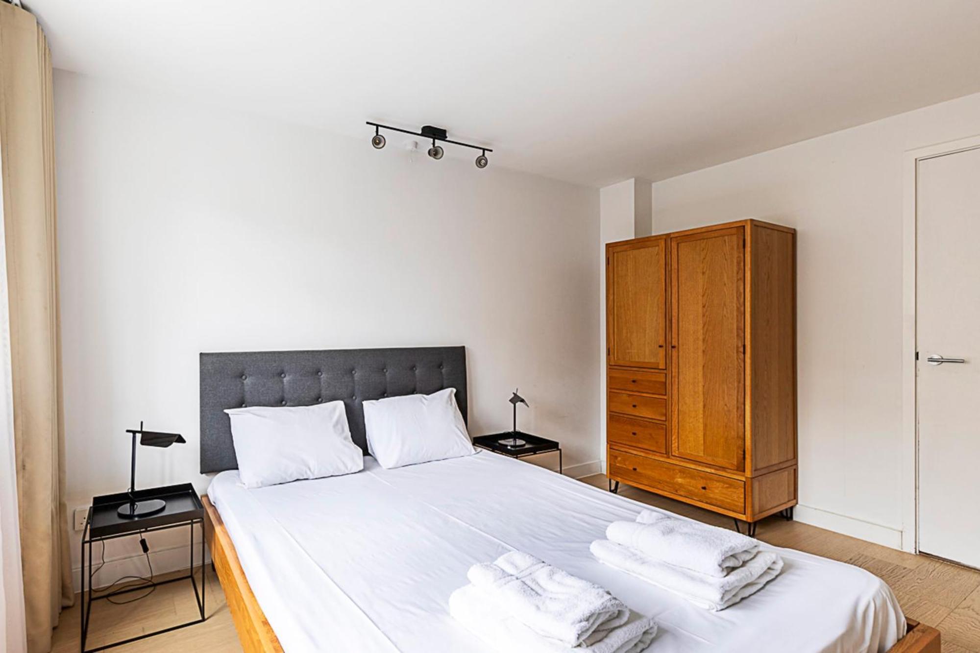 Relay Sleek In Belgravia