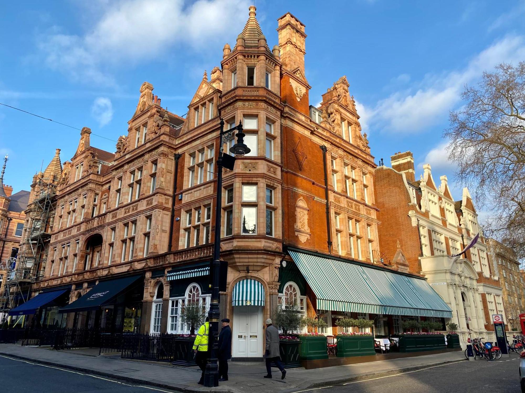 Selfridges Parkside Haven - 2 Bedroom