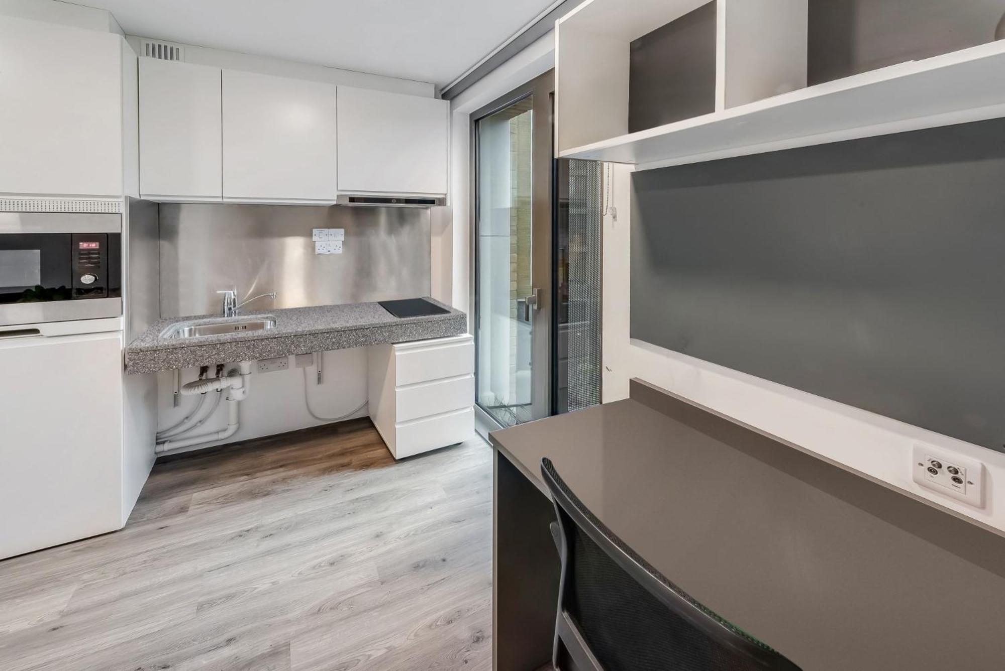 Apartamento Contemporary At Chapter White In