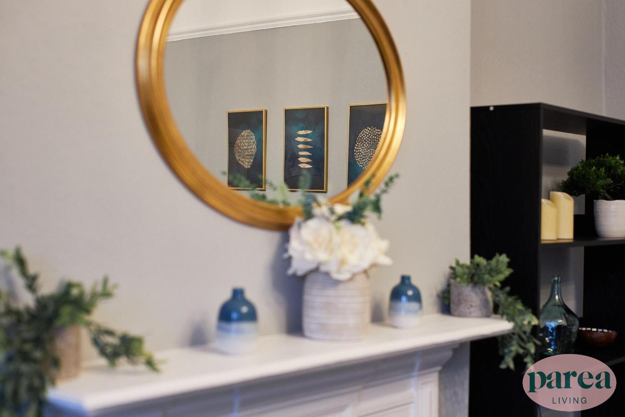 Parea Living - Leytonstone, 2-bedroom Serviced Apartment, Free Parking, Remote Working