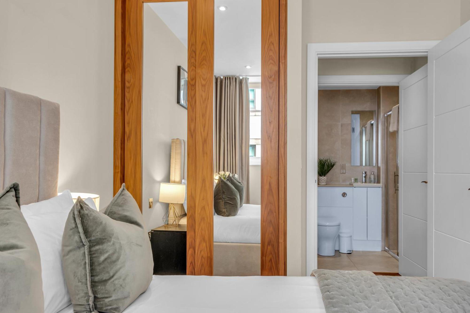 Mysquare One Bedroom Holborn In Chancery Lane * London