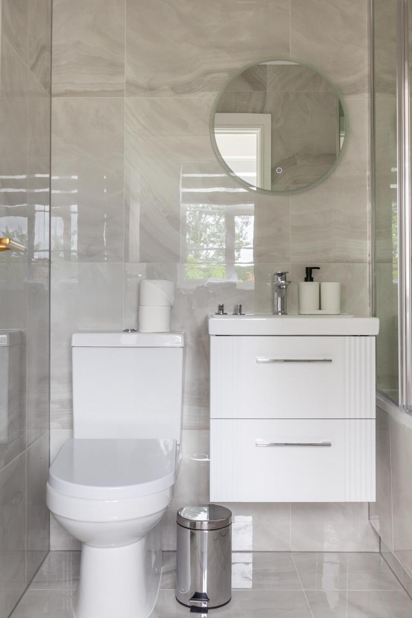 Apartment Arte Stays - Lux Stylish Penthouse - Heart Of Wembley - Parking *