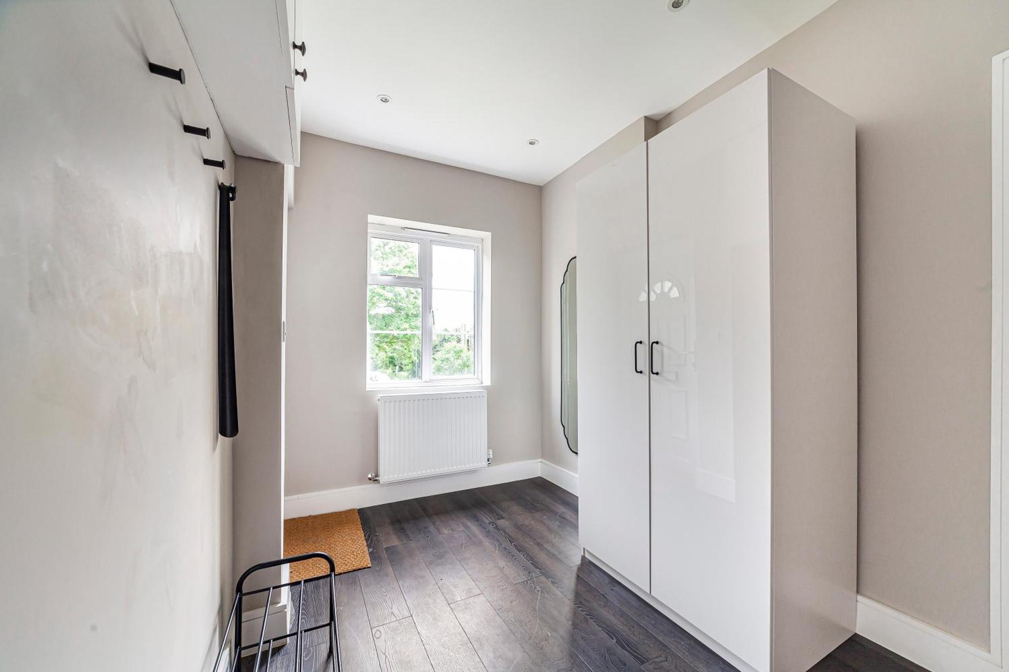 Apartment Arte - Serviced For Leisure And Business - Private Parking - 12 Minutes Walking From Wembley Stadium London