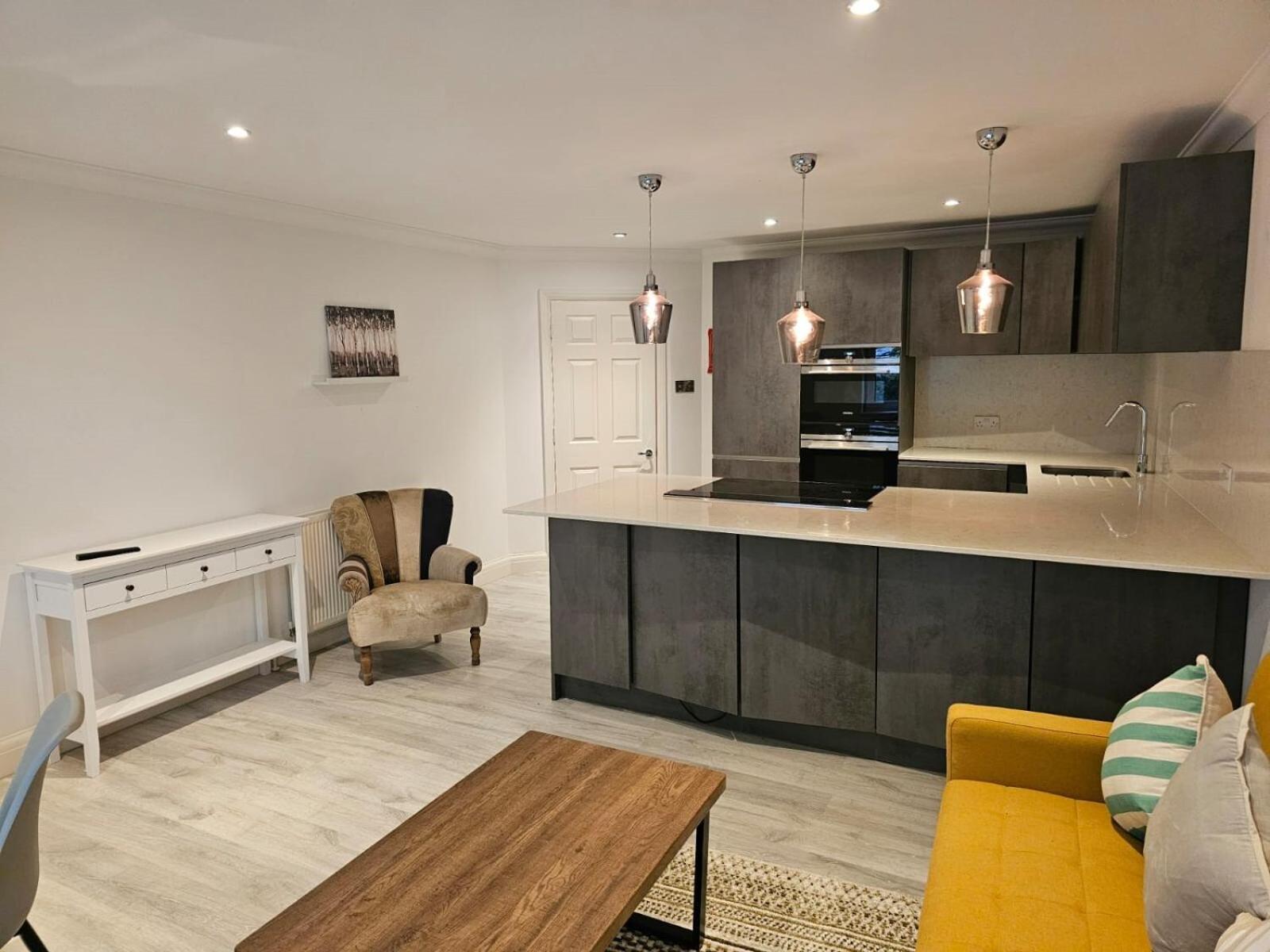 Apartment St Paul's