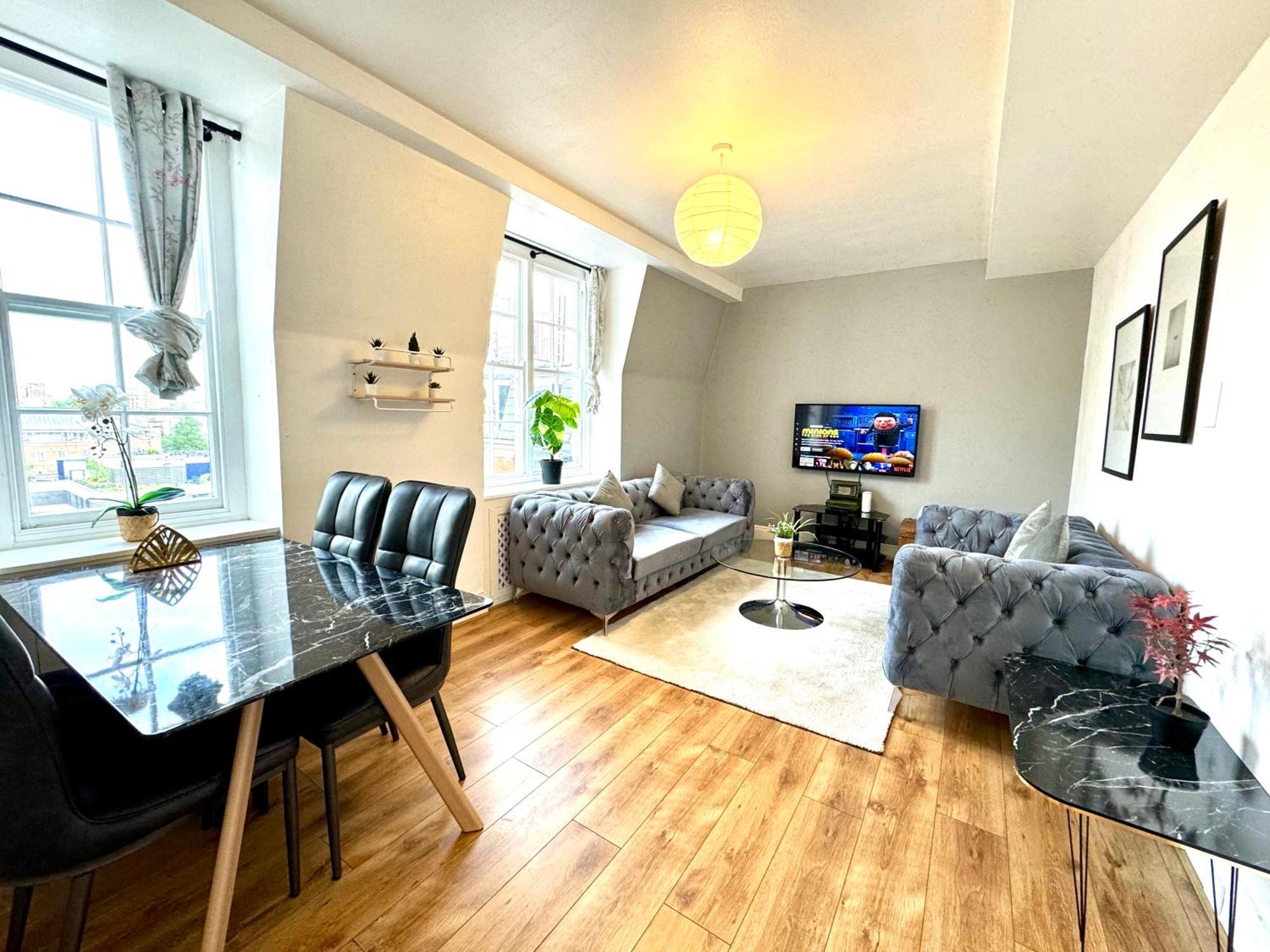 Apartment The Prince's Palace Central Queensway By Wild
