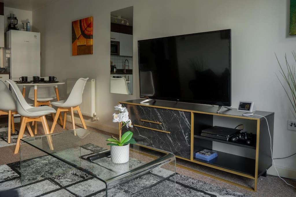 Stylish Apartment London