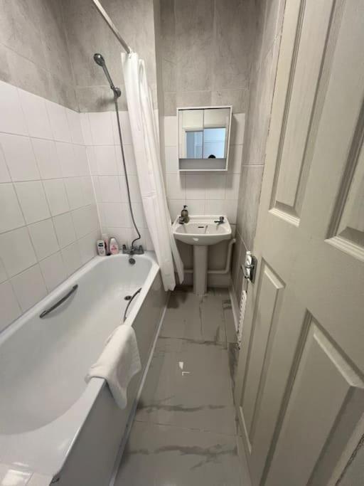 Apartamento Ground Floor One Bedroom Flat *