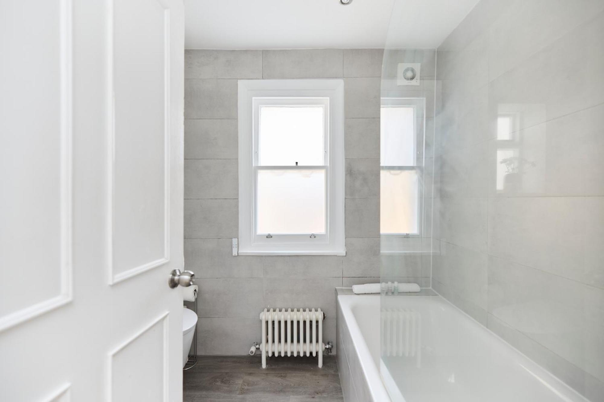 The Waterlow Park Wonder - Trendy 2bdr With Study And Patio London